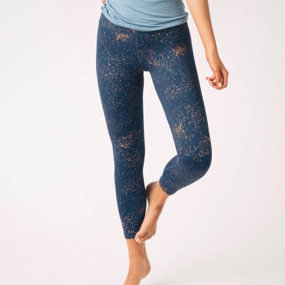 Zyia Active Stay Gold Light & Tight Speckled Crop Leggings size 8-10
